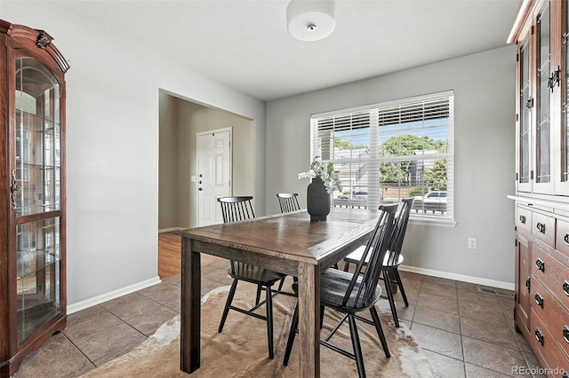 3543 Foxridge Trl, Highlands Ranch, CO 80126 - dining room featuring baseboards