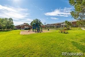 9263 E Nassau Ave, Denver, CO 80237 - surrounding community featuring a lawn