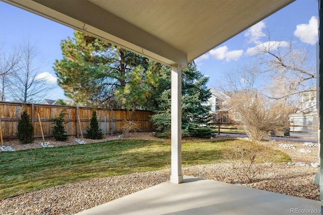 view of yard with a patio