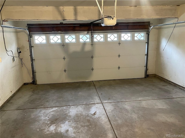 4115 S Vincennes Ct, Denver, CO 80237 - garage with a garage door opener