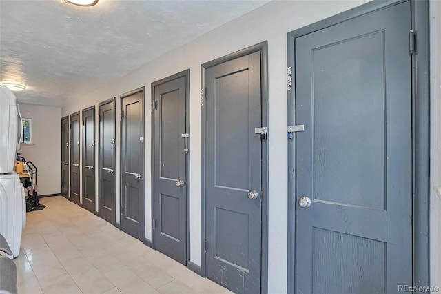 2955 N Gilpin St, Denver, CO 80205 - corridor featuring washer / clothes dryer