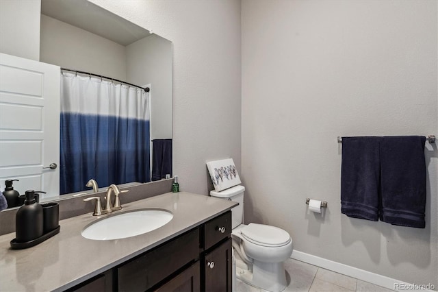 bathroom with tile patterned floors, toilet, a shower with shower curtain, baseboards, and vanity