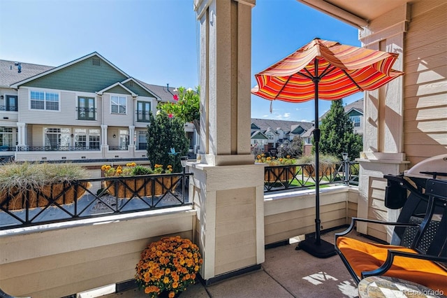 balcony featuring area for grilling