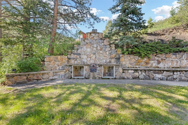 55 Two Moon Rd, Idaho Springs, CO 80452 - community / neighborhood sign featuring a lawn