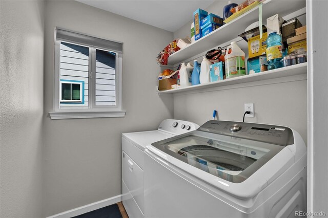 1065 Harbourne St, Colorado Springs, CO 80911 - washroom featuring washing machine and dryer and baseboards