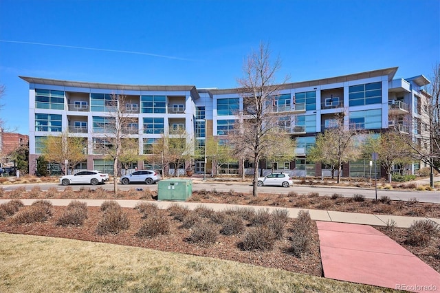 2958 Syracuse St Unit 316, Denver, CO 80238 - view of apartment building / complex