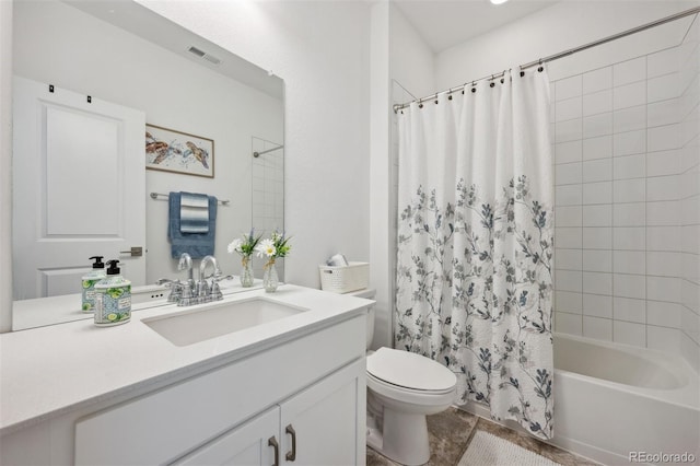 bathroom with toilet, vanity, visible vents, and shower / tub combo with curtain