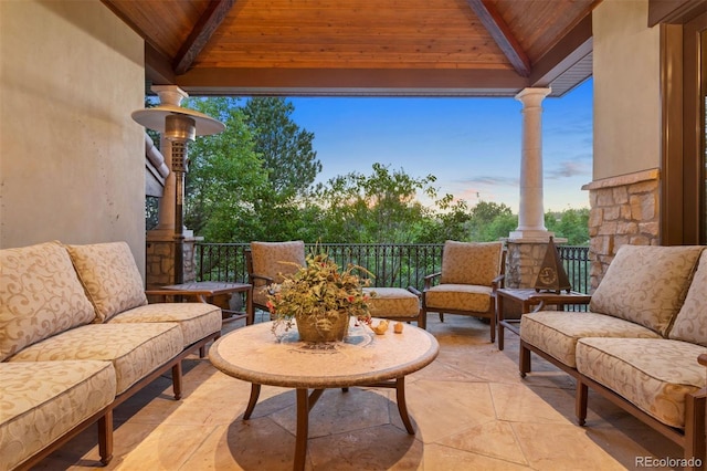 balcony featuring an outdoor living space