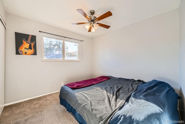 bedroom with carpet flooring and ceiling fan