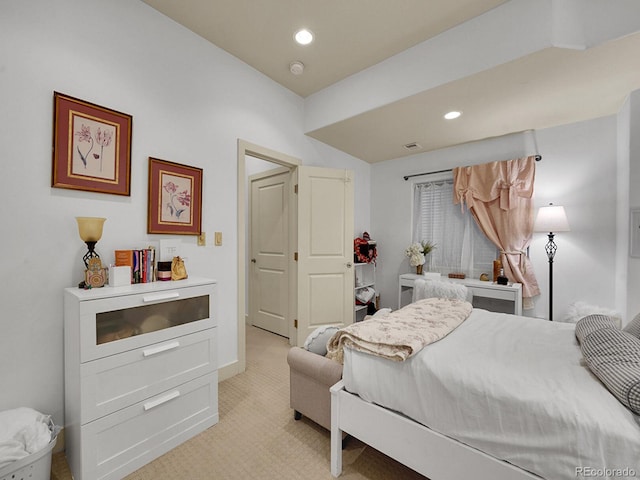 bedroom with recessed lighting, baseboards, visible vents, and light carpet