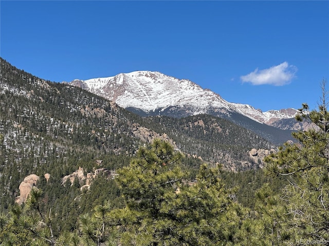 Listing photo 2 for 339 Eagle Mountain Rd, Manitou Springs CO 80829