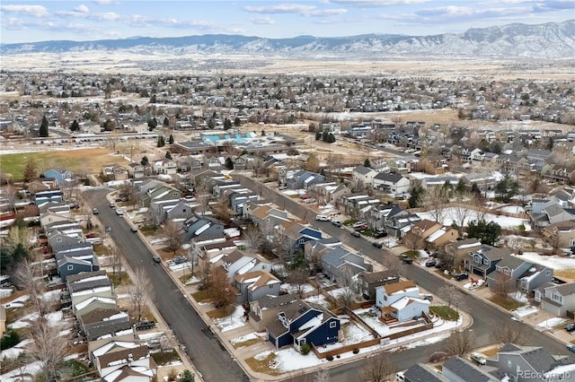 bird's eye view featuring a mountain view