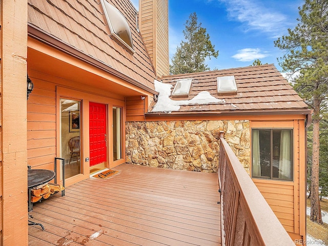 view of wooden deck