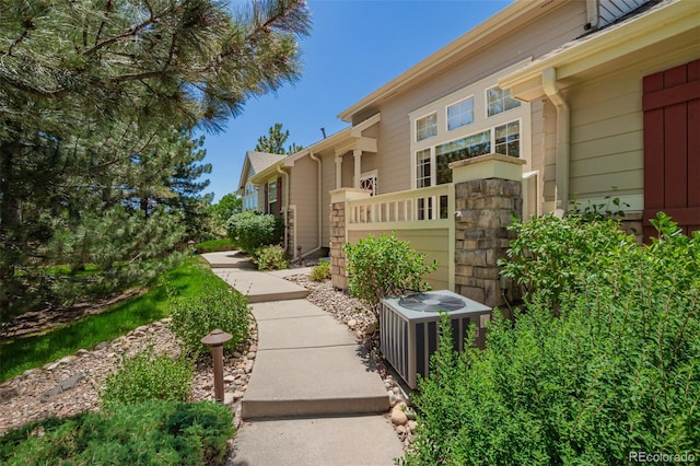 9522 Silver Spur Ln, Highlands Ranch, CO 80130 - photo 3