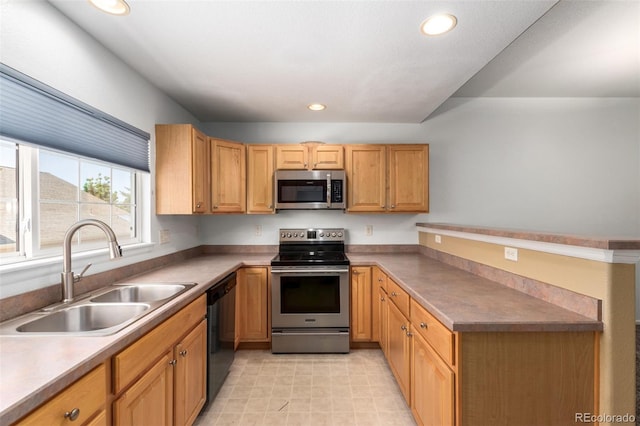 9522 Silver Spur Ln, Highlands Ranch, CO 80130 - photo 11