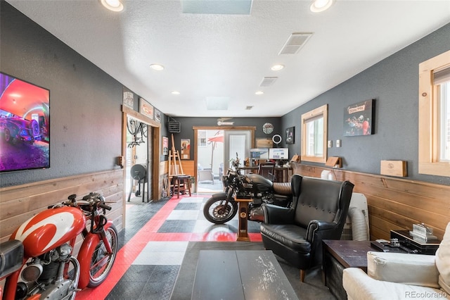 915 N Kearney St, Denver, CO 80220 - living area with recessed lighting and wainscoting