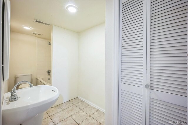 19076 E Lasalle Pl, Aurora, CO 80013 - full bath with a closet, tile patterned floors, and shower / washtub combination