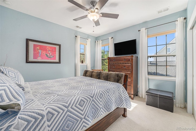 3357 N Akron Ct, Denver, CO 80238 - carpeted bedroom featuring a ceiling fan