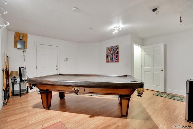 playroom with baseboards, billiards, and light wood-type flooring