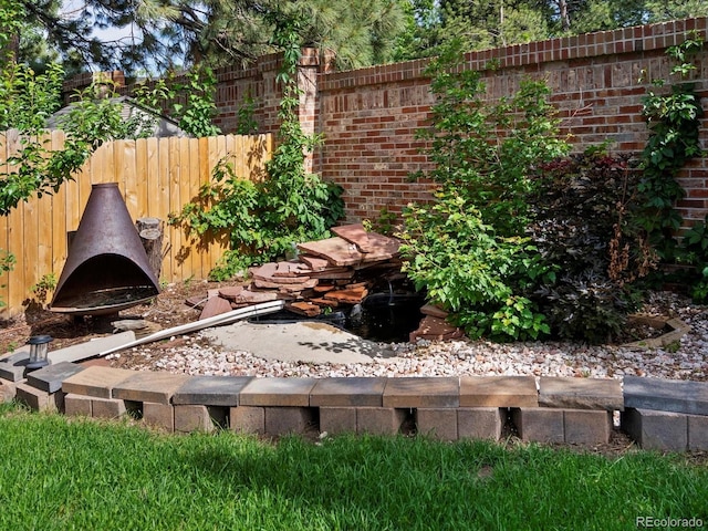 5884 S Hanover Way, Greenwood Village, CO 80111 - view of yard