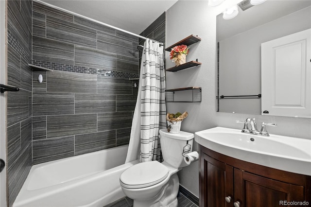 1765 S Endicott St, Lakewood, CO 80232 - full bath featuring vanity, shower / bathtub combination with curtain, toilet, and a textured wall