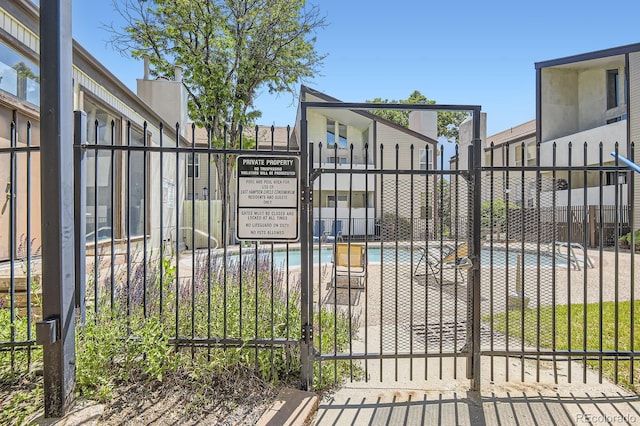 3539 S Fairplay Way Unit 10, Aurora, CO 80014 - gate with a community pool