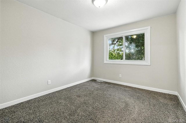 2976 S Parker Ct, Aurora, CO 80014 - unfurnished room with dark carpet