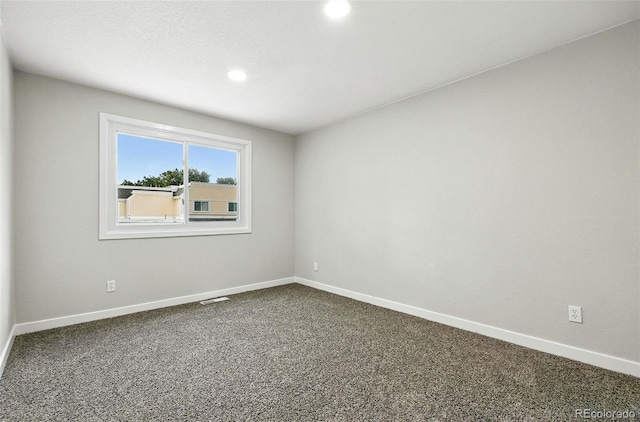 2976 S Parker Ct, Aurora, CO 80014 - unfurnished room with dark colored carpet and recessed lighting