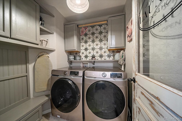 5107 Pasadena Way, Broomfield, CO 80023 - laundry area featuring washing machine and clothes dryer and cabinet space