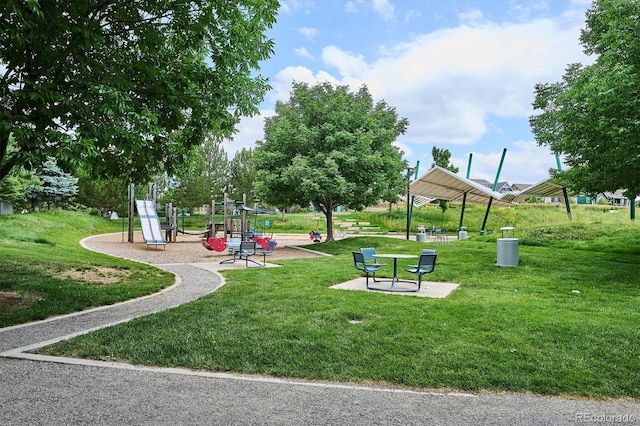 9311 E 5th Ave, Denver, CO 80230 - surrounding community featuring a lawn and a gazebo