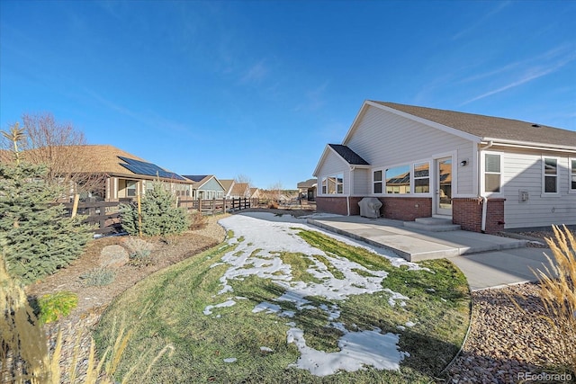 view of yard with a patio area