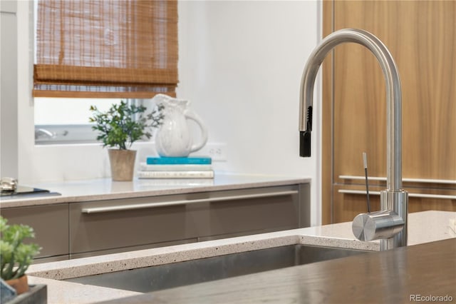 detailed view of light stone countertops