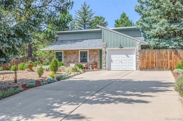 view of front facade with a garage