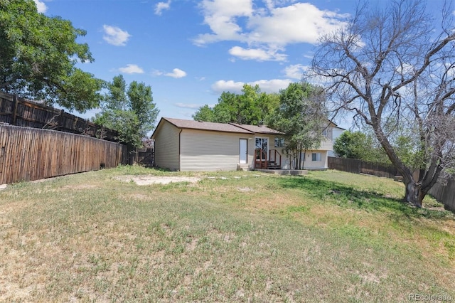 5372 E 108th Pl, Thornton, CO 80233 - fenced backyard with entry steps
