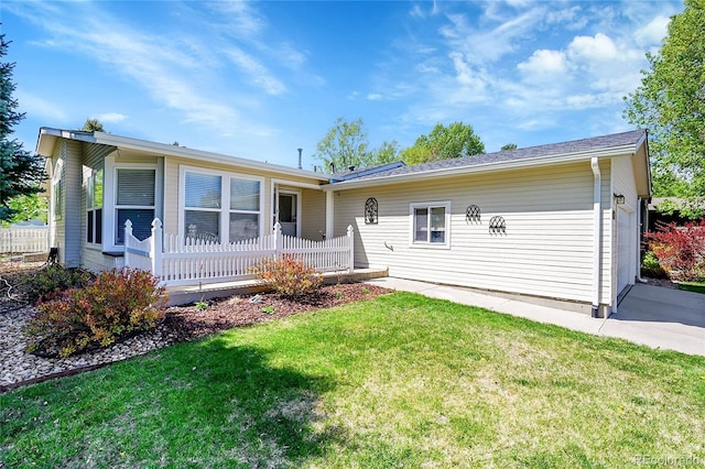7870 Sunflower Grn Unit 151, Frederick, CO 80530 - ranch-style house featuring a front yard