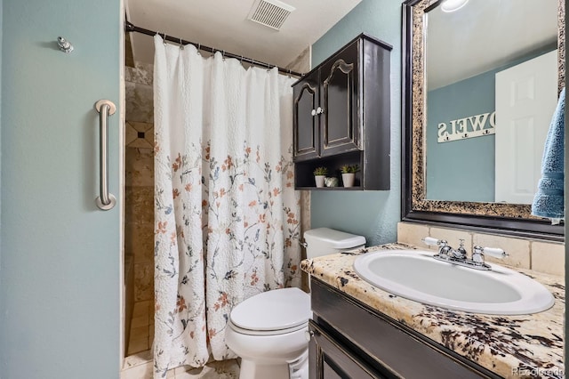 5133 E Essex Ave, Castle Rock, CO 80104 - full bathroom featuring vanity and curtained shower