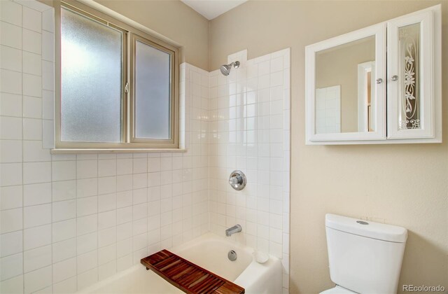 3006 Oro Blanco Dr, Colorado Springs, CO 80917 - full bathroom featuring tub / shower combination, plenty of natural light, and toilet