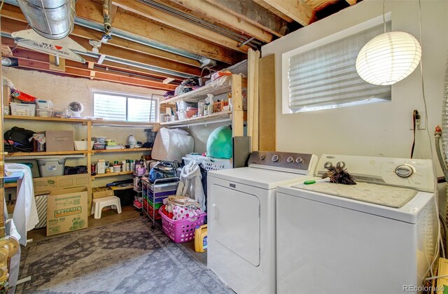 3006 Oro Blanco Dr, Colorado Springs, CO 80917 - laundry room with independent washer and dryer and laundry area