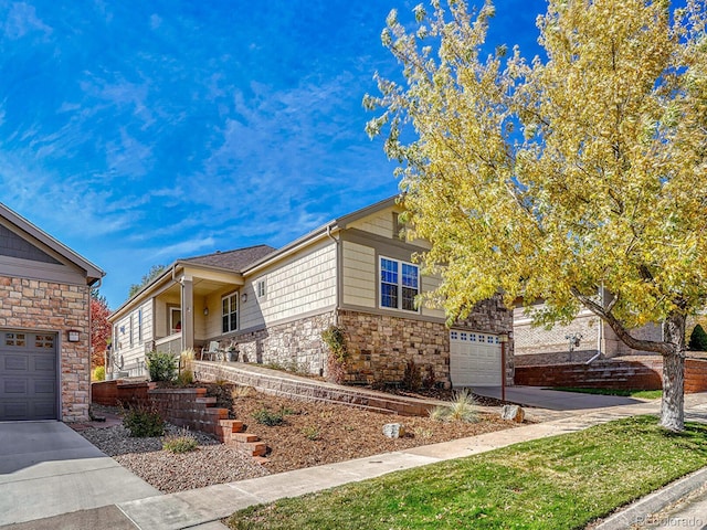 view of front of house with a garage