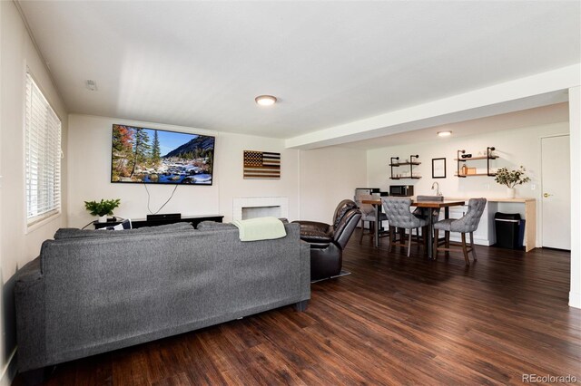 4545 S Lipan Ct, Englewood, CO 80110 - living area featuring wood finished floors