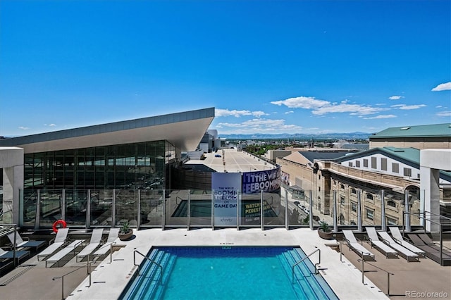 891 14th St Unit 2105, Denver, CO 80202 - view of community pool