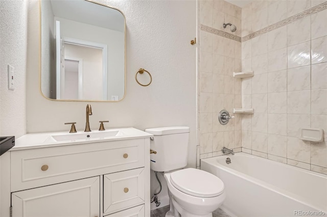16273 E Brown Pl, Aurora, CO 80013 - bathroom with vanity and tub / shower combination