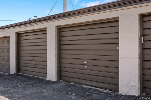 2616 Utica St, Denver, CO 80212 - view of garage