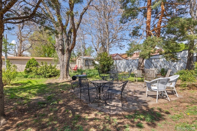 2616 Utica St, Denver, CO 80212 - view of yard with a patio