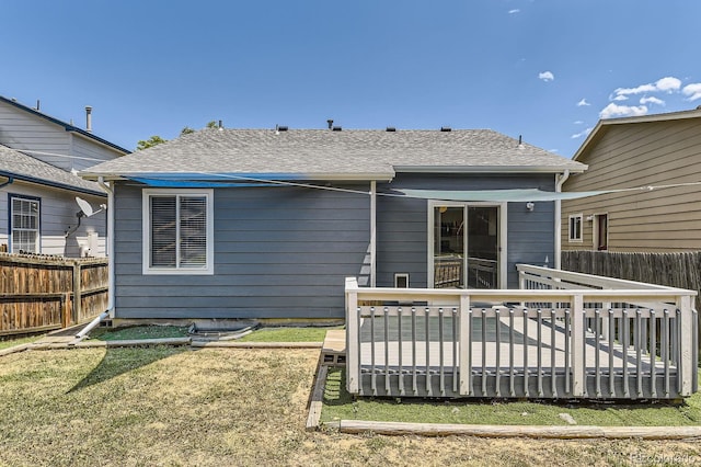 17692 E Brown Cir, Aurora, CO 80013 - back of property featuring a wooden deck and roof with shingles