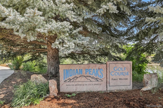 588 Beauprez Ave, Lafayette, CO 80026 - view of community sign