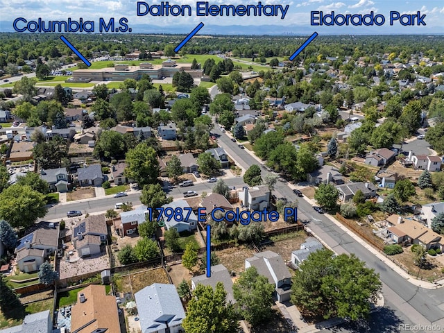 birds eye view of property featuring a residential view