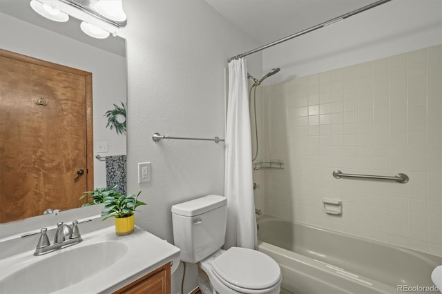 1233 Starling Ln, Elizabeth, CO 80107 - full bathroom featuring vanity, shower / tub combo, and a textured wall
