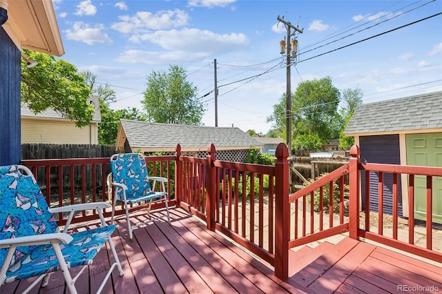 2119 W Pikes Peak Ave, Colorado Springs, CO 80904 - deck with a fenced backyard