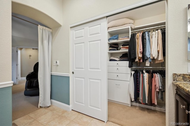 9882 S Hoyt Ct, Littleton, CO 80127 - view of closet